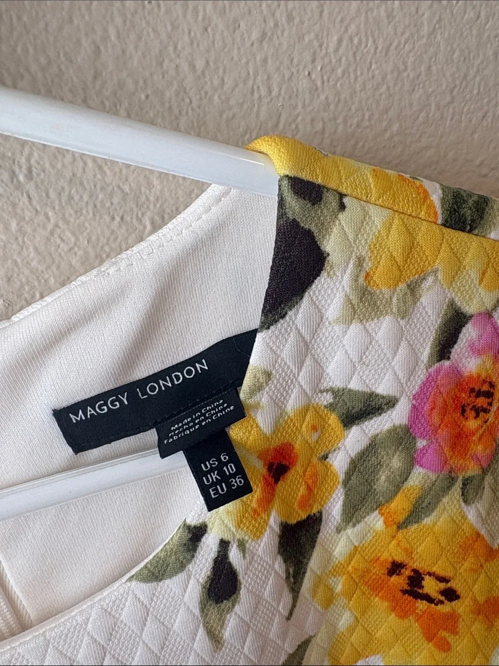 ✨NWT~Maggy London Floral 🌼 Dress✨